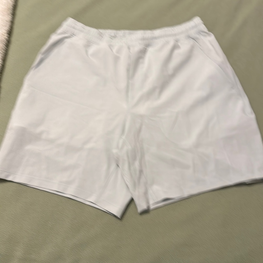 LuluLemon 9” Lined Pacebreaker Color Stone Size Large